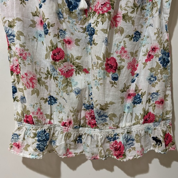 Abercrombie and Fitch Floral off the shoulder key hole Women's Top Large - Picture 7 of 11